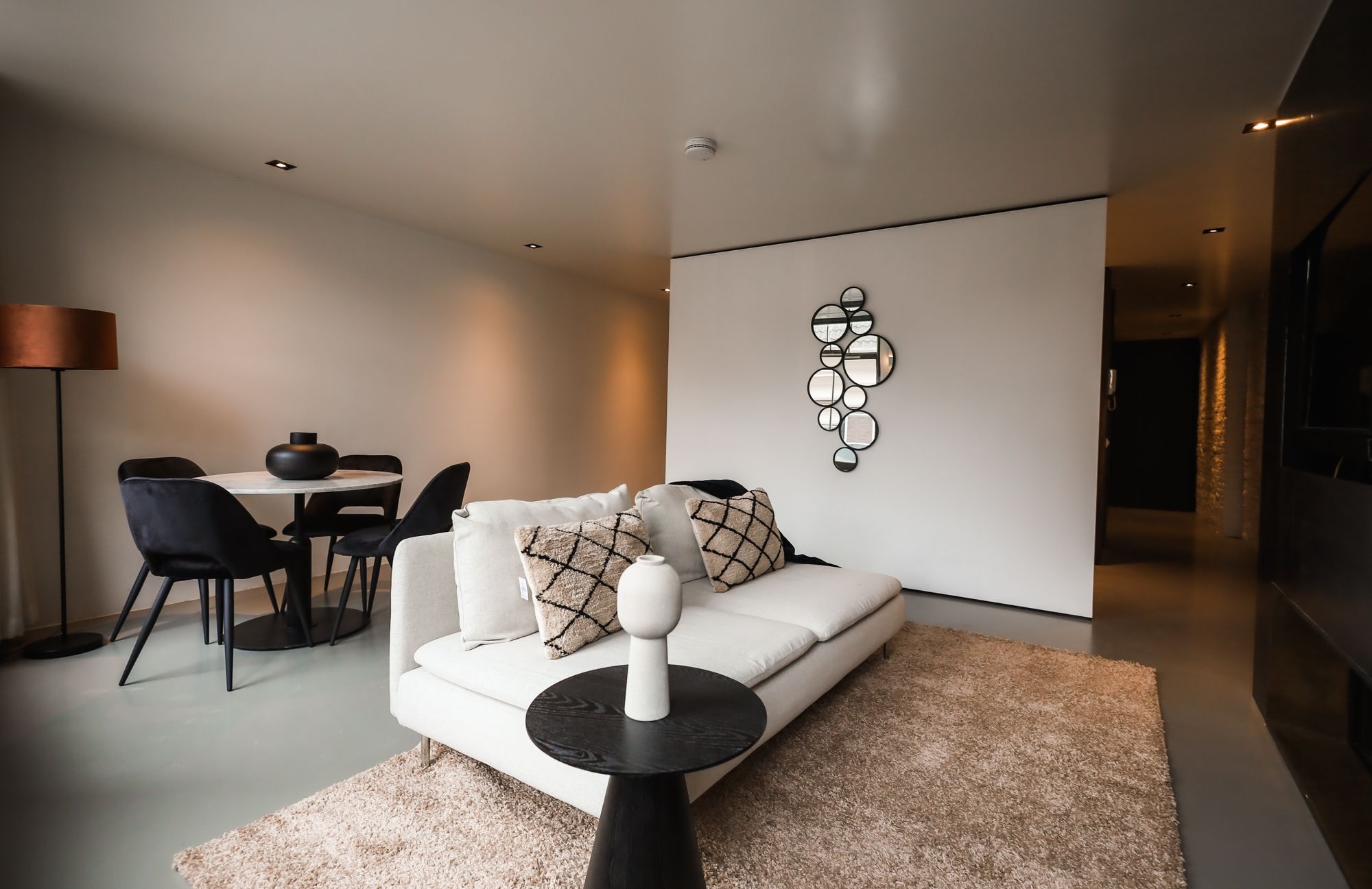 Woning aan de Warmoesstraat te Amsterdam