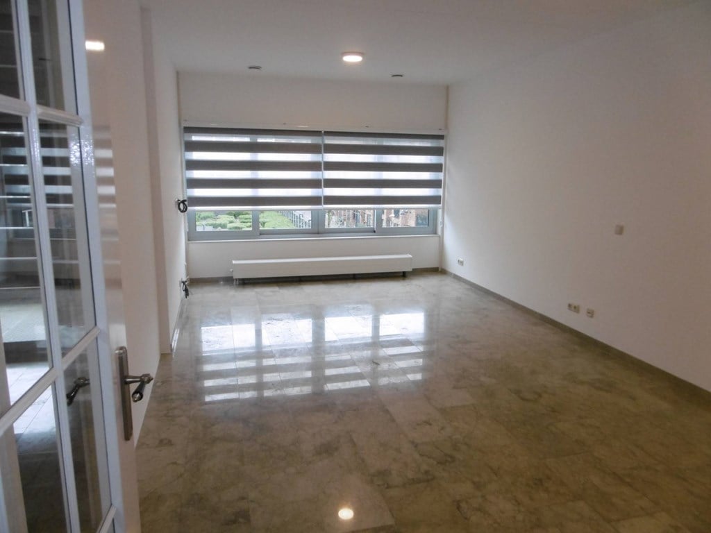 Woning aan de Willem Heselaarsstraat te Amsterdam