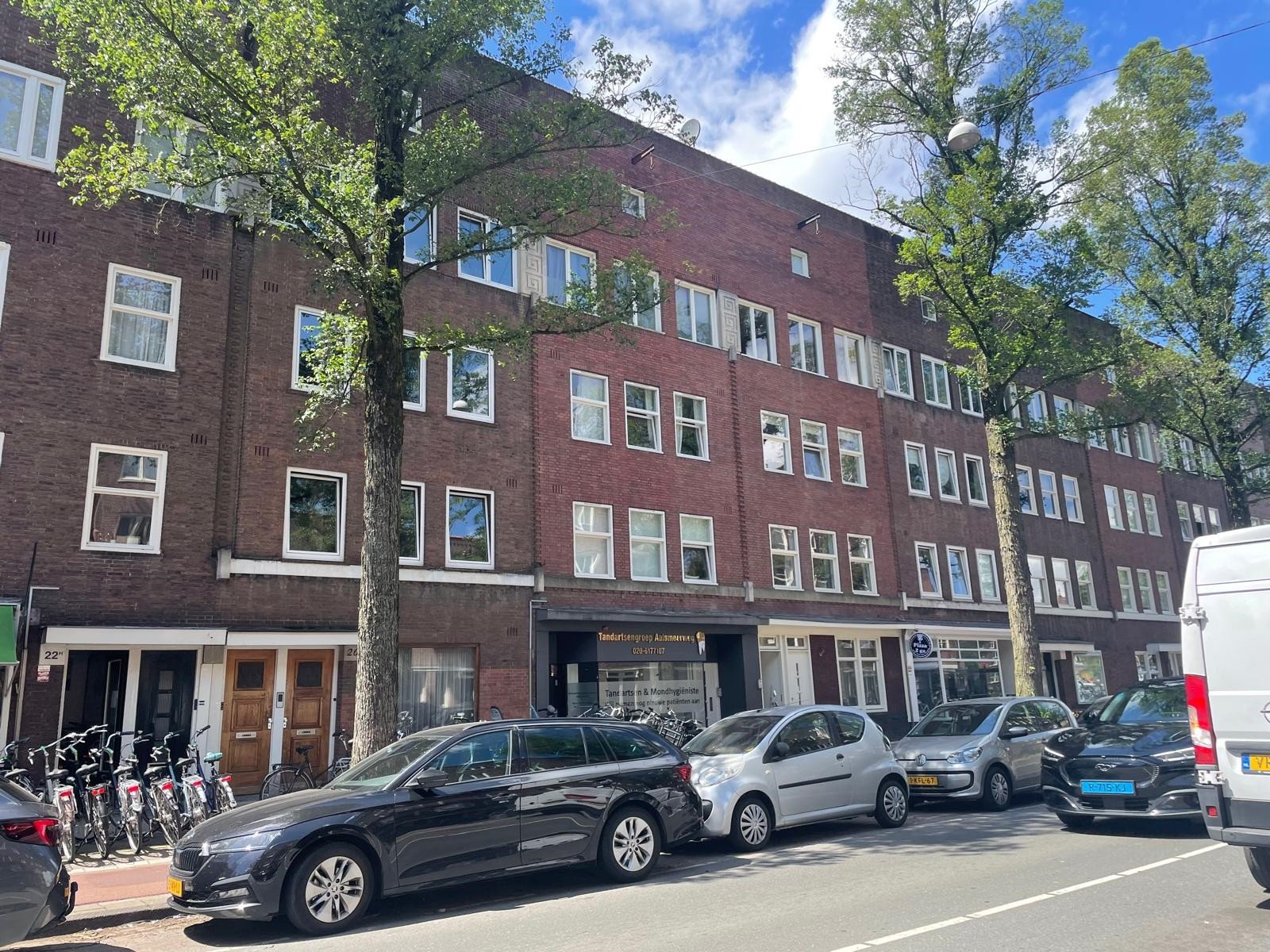 Woning aan de Aalsmeerweg te Amsterdam