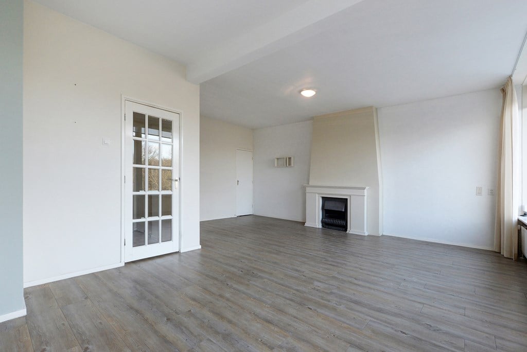 Woning aan de Aaltje Noordewierstraat te Den Haag