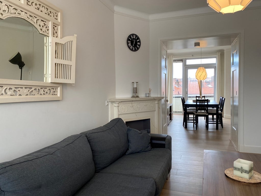 Woning aan de De Genestetlaan te Den Haag