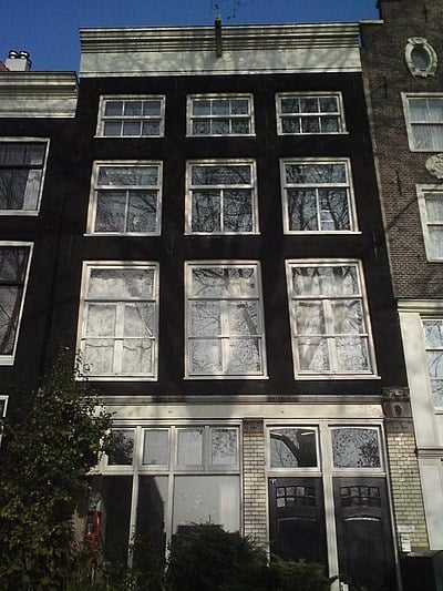 Woning aan de Kattenburgergracht te Amsterdam