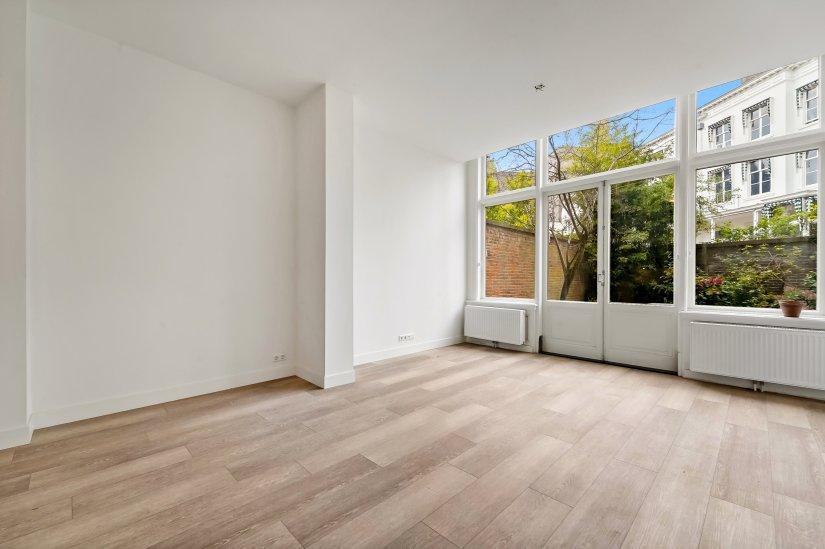 Woning aan de Laan van Meerdervoort te Den Haag