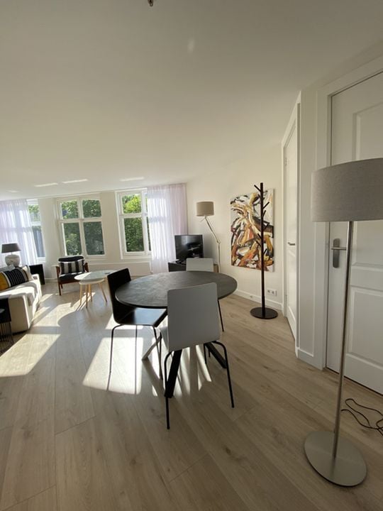 Woning aan de Lijnbaansgracht te Amsterdam
