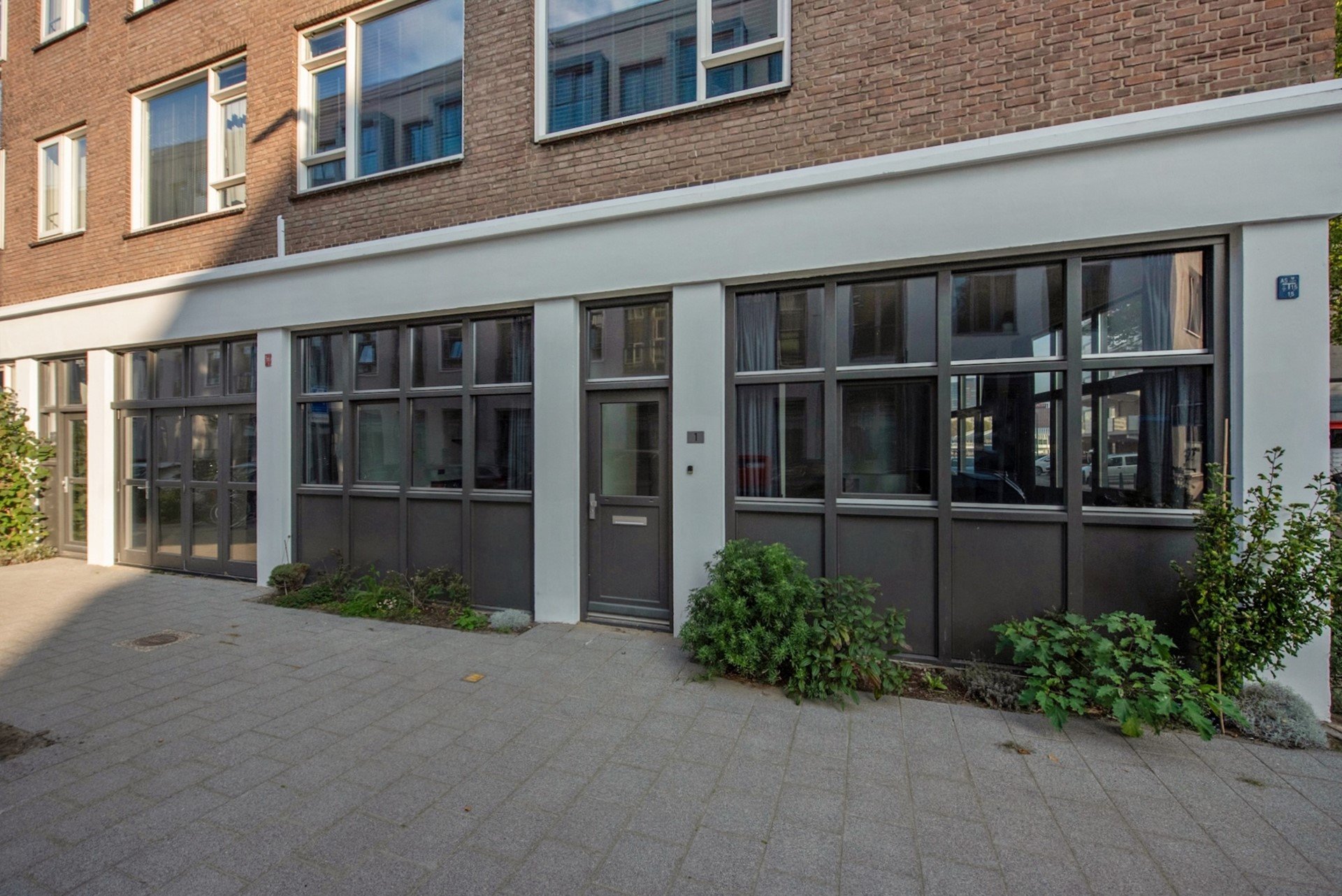 Woning aan de Marinestraat te Rotterdam