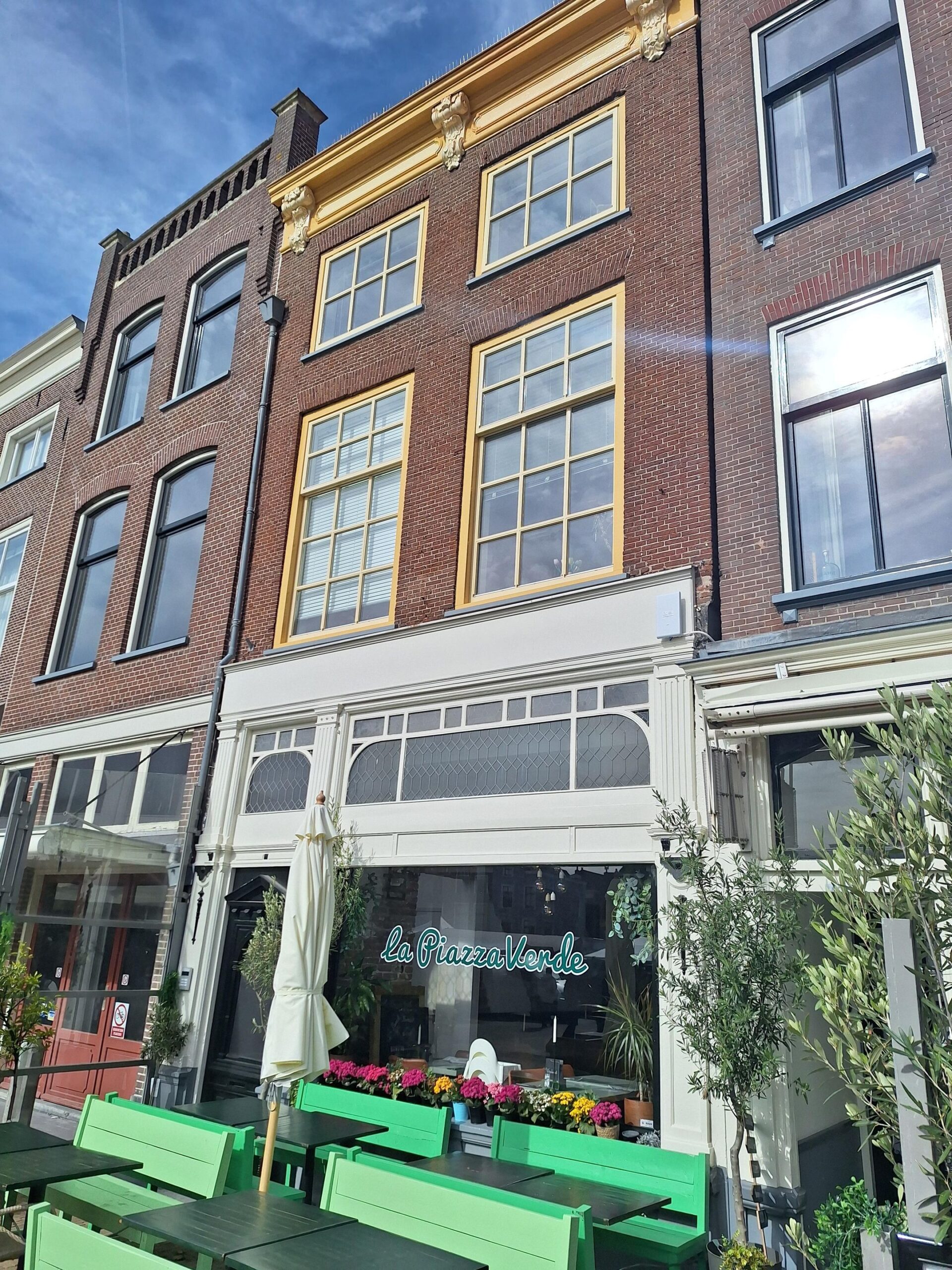 Woning aan de Markt te Delft