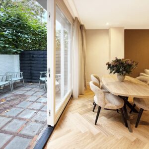 Woning aan de Nassauplein te Den Haag