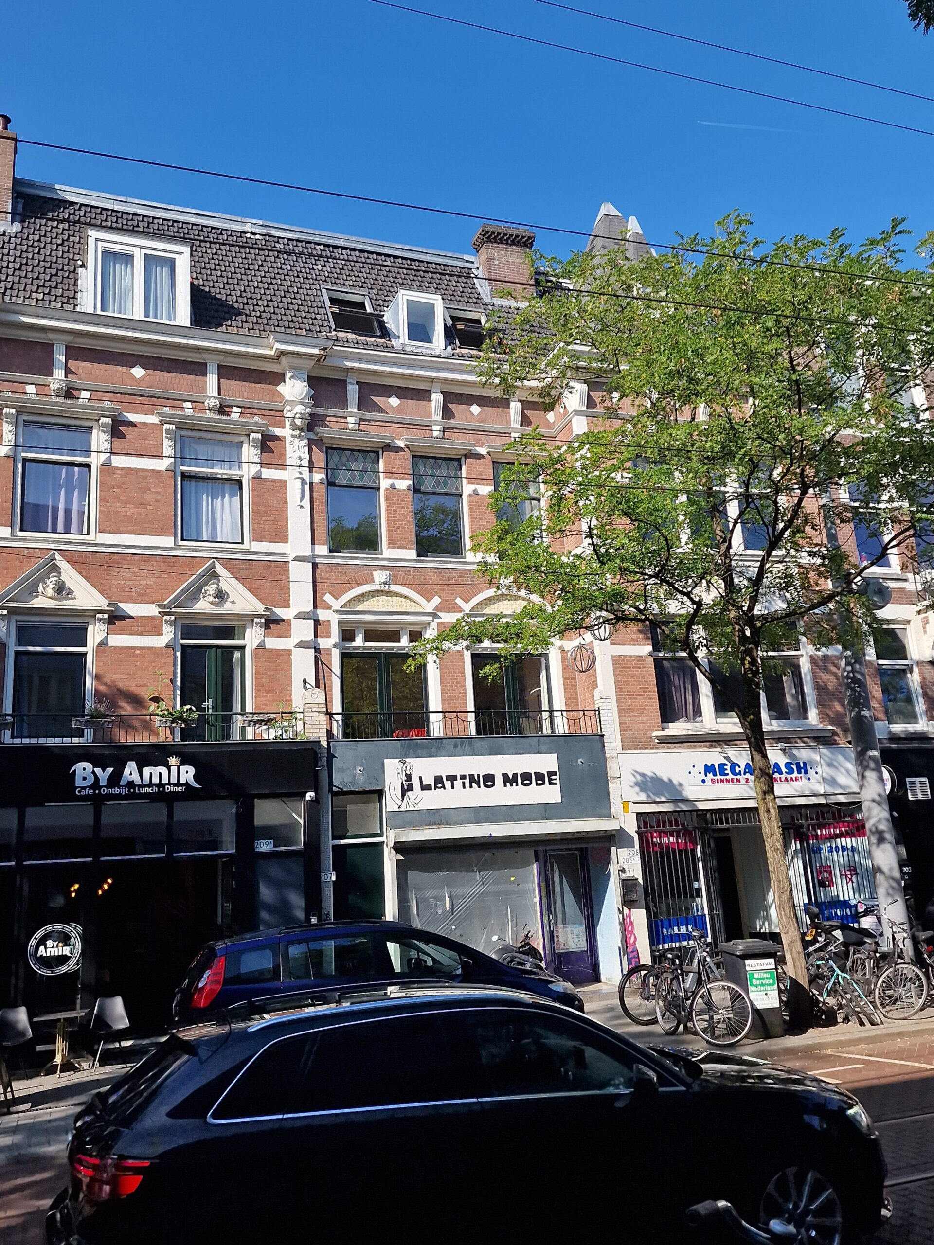 Woning aan de Nieuwe Binnenweg te Rotterdam