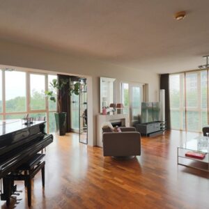 Woning aan de Oeverpad te Amsterdam