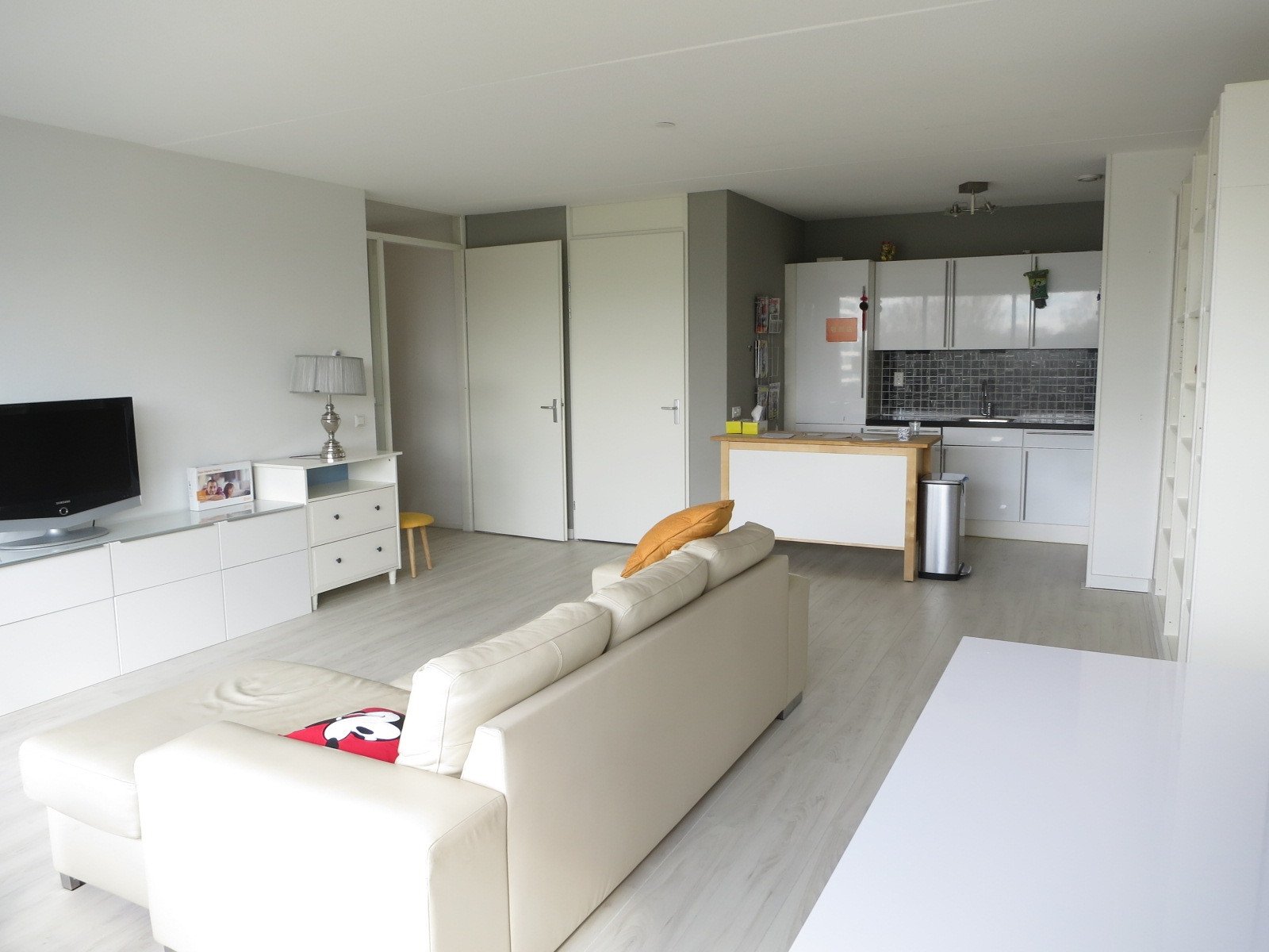 Woning aan de Pieter Calandlaan te Amsterdam