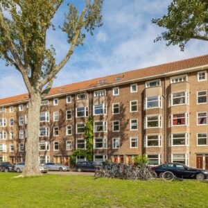 Woning aan de Postjeskade te Amsterdam