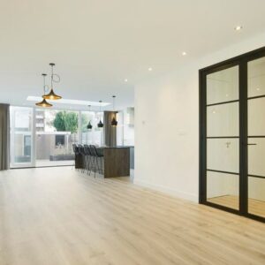 Woning aan de Ruys de Beerenbroucklaan te Amstelveen