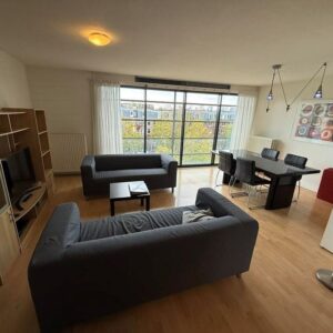 Woning aan de Sloterkade te Amsterdam