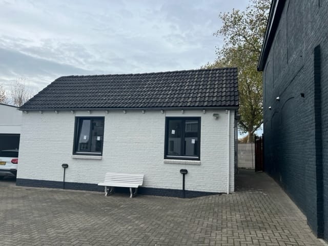 Woning aan de Sluiskade Zuidzijde te Almelo