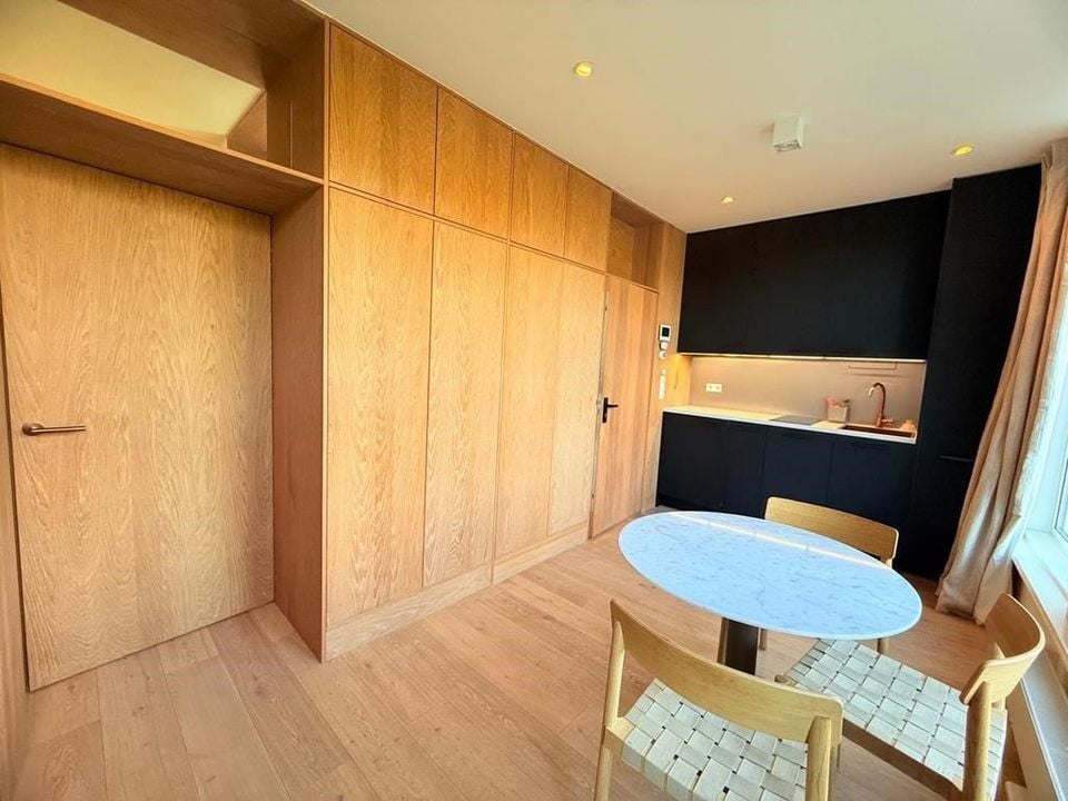Woning aan de Stadhouderskade te Amsterdam