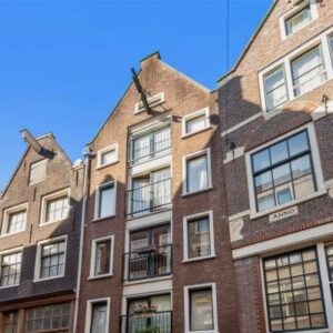 Woning aan de Voetboogstraat te Amsterdam