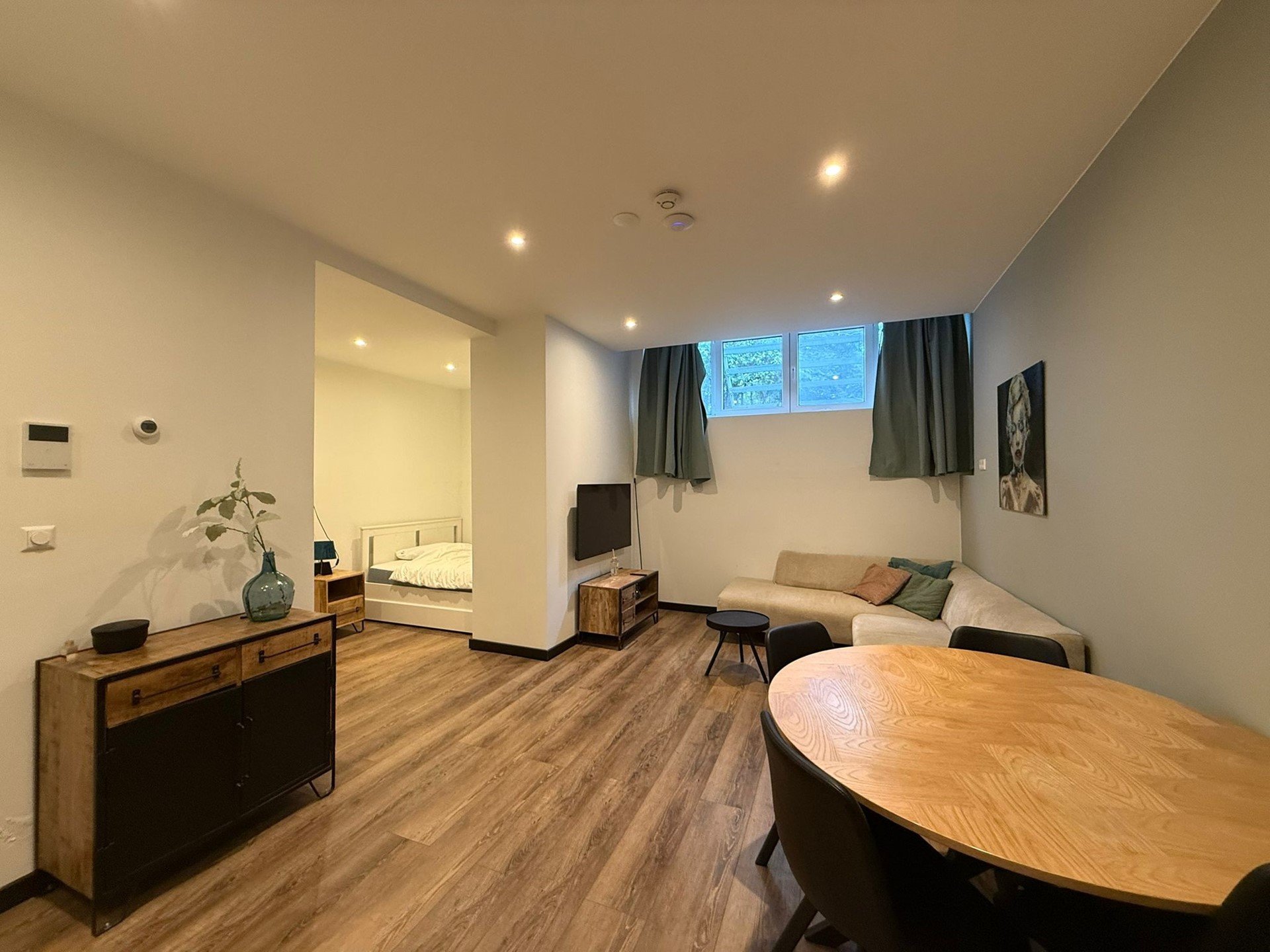 Woning aan de 's-Gravendijkwal te Rotterdam