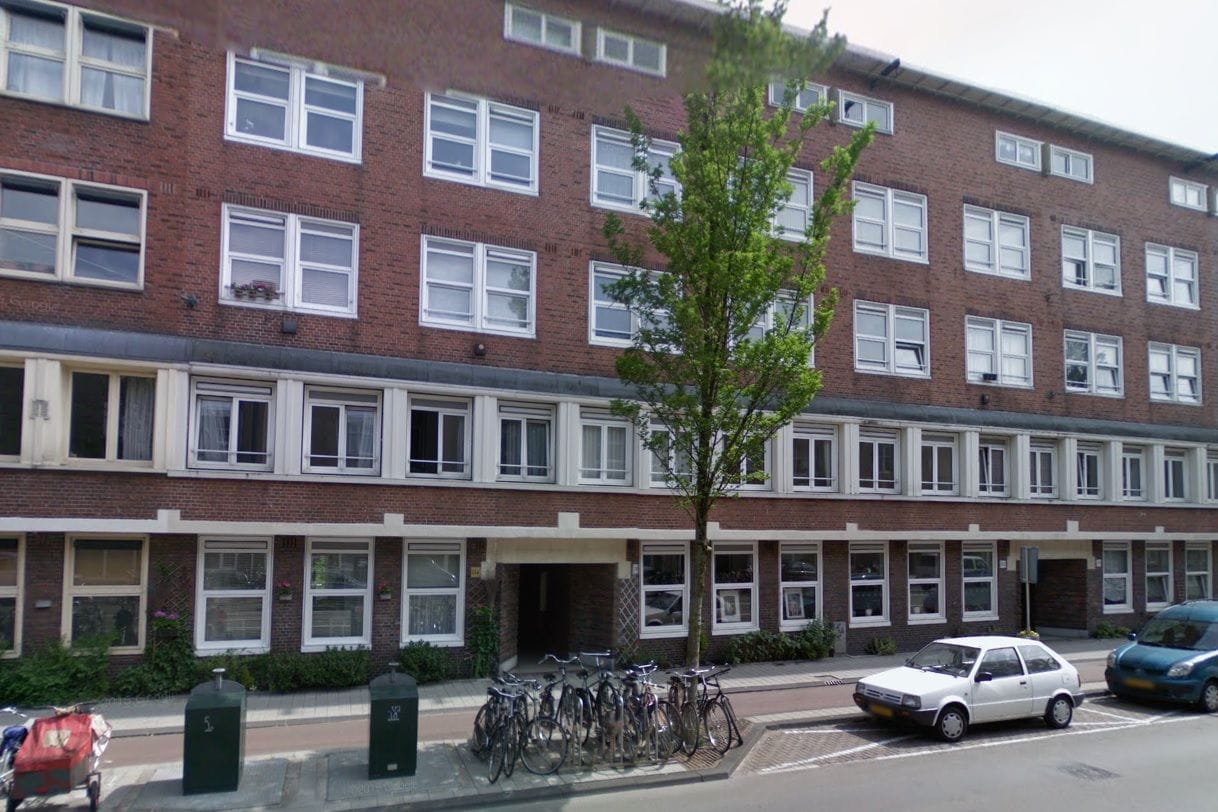 Woning aan de Admiraal De Ruijterweg te Amsterdam