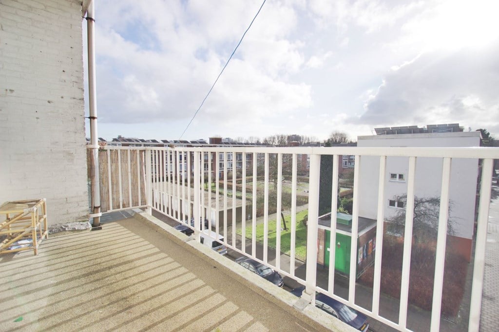 Woning aan de Arent Janszoon Ernststraat te Amsterdam