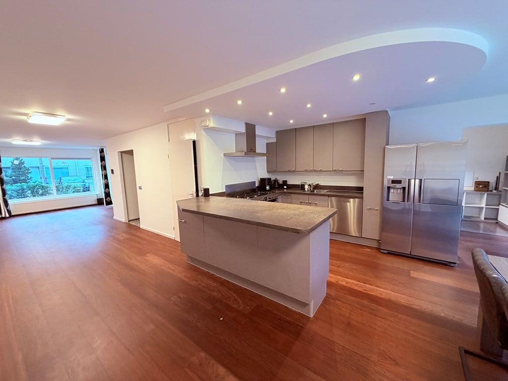 Woning aan de Bertus Aafjeslaan te Amstelveen