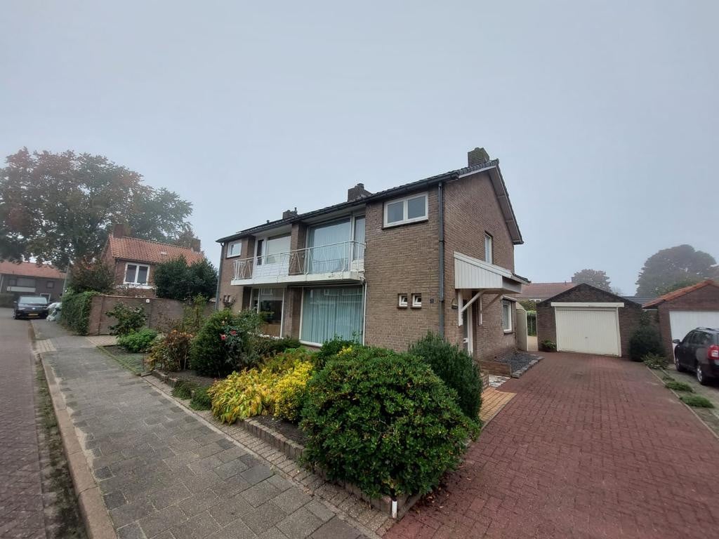 Woning aan de Burgemeester van Heeswijkstraat te Moergestel