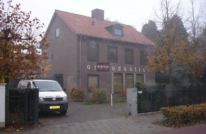 Woning aan de Burgemeester van Hooffln te Veldhoven