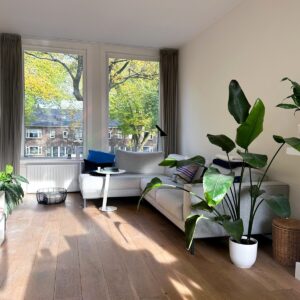 Woning aan de Burgemeester van Tuyllkade te Utrecht