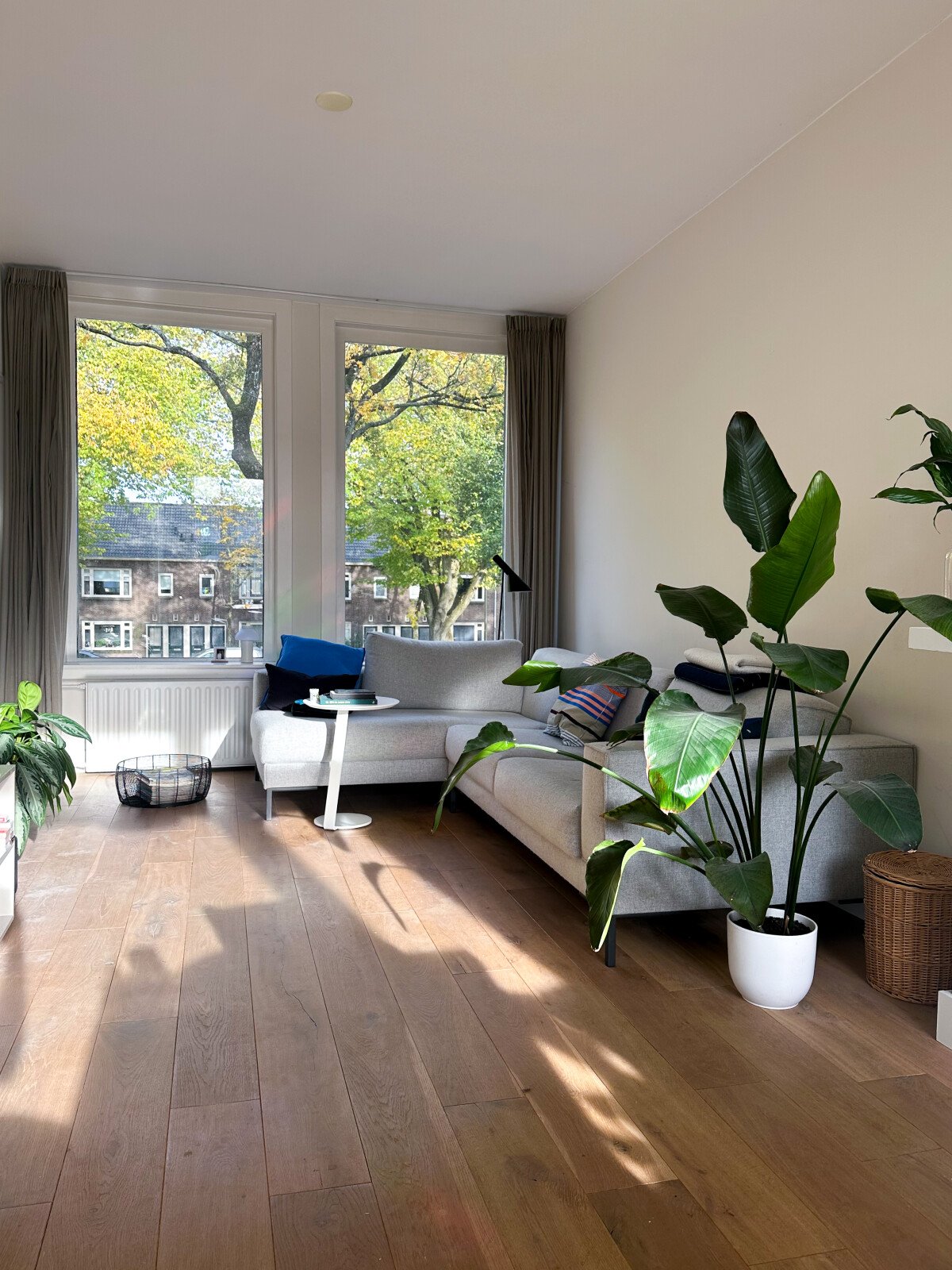 Woning aan de Burgemeester van Tuyllkade te Utrecht