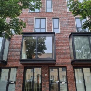 Woning aan de Claus van Amsbergstraat te Amsterdam