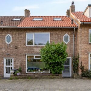 Woning aan de Cornelis van der Lijnlaan te Haarlem