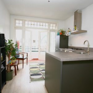 Woning aan de De Quackstraat te Rotterdam