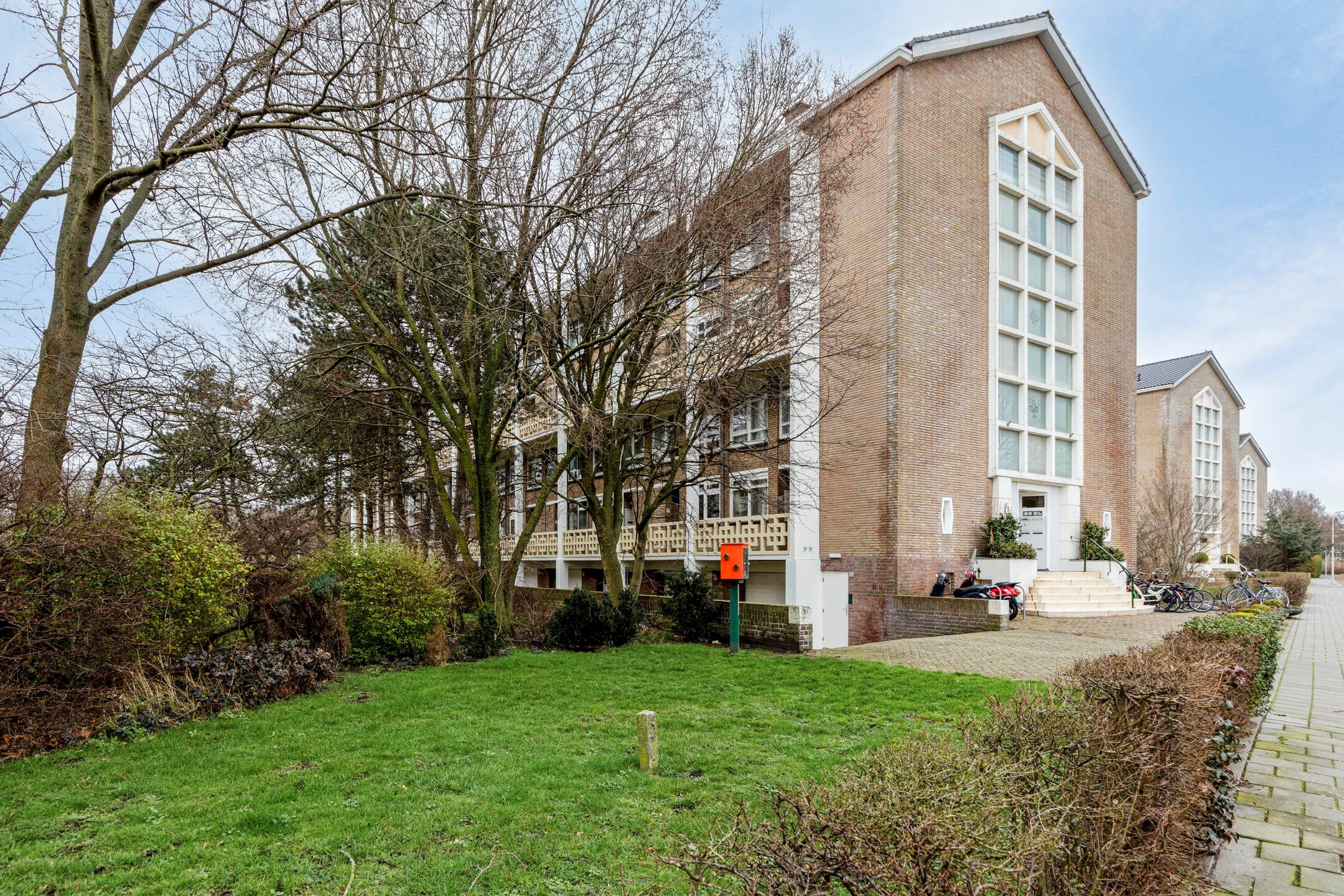 Woning aan de De Savornin Lohmanlaan te Den Haag
