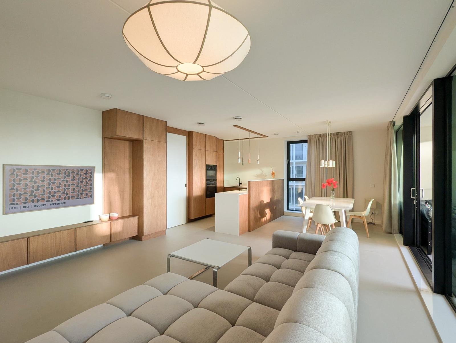 Woning aan de Dijkmeerlaan te Amsterdam