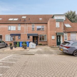 Woning aan de Gdyniapad te Rotterdam