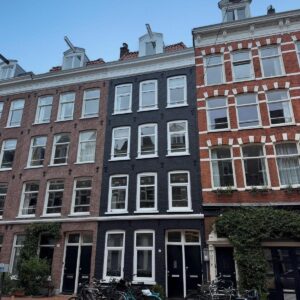 Woning aan de Gerard Doustraat te Amsterdam