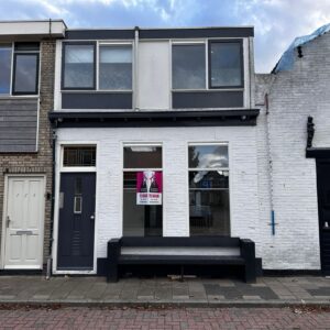 Woning aan de Jan in 't Veltstraat te Den Helder