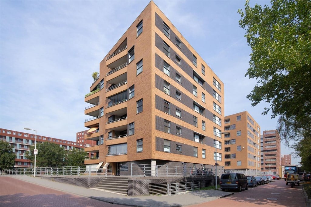 Woning aan de Jan van Duivenvoordestraat te Amsterdam