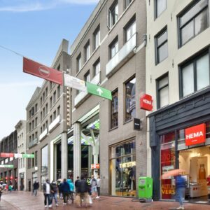 Woning aan de Kalverstraat te Amsterdam