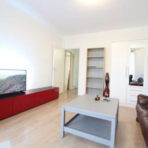 Woning aan de Kleiburg te Amsterdam