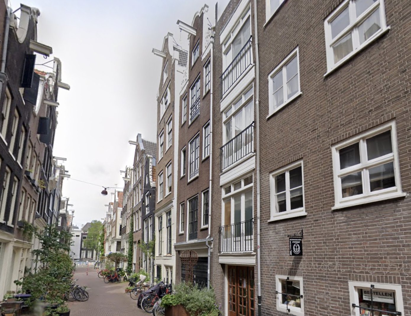 Woning aan de Korsjespoortsteeg te Amsterdam