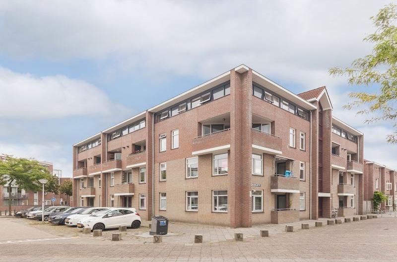 Woning aan de Lodewijk Napoleonplein te Eindhoven