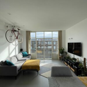 Woning aan de Louise de Colignystraat te Amsterdam