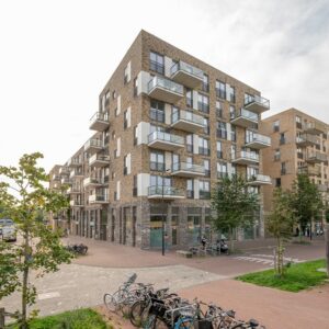 Woning aan de Nida Senffstraat te Amsterdam