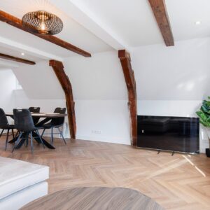 Woning aan de Nieuwezijds Voorburgwal te Amsterdam