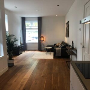 Woning aan de Pieter Lastmankade te Amsterdam