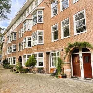 Woning aan de President Kennedylaan te Amsterdam