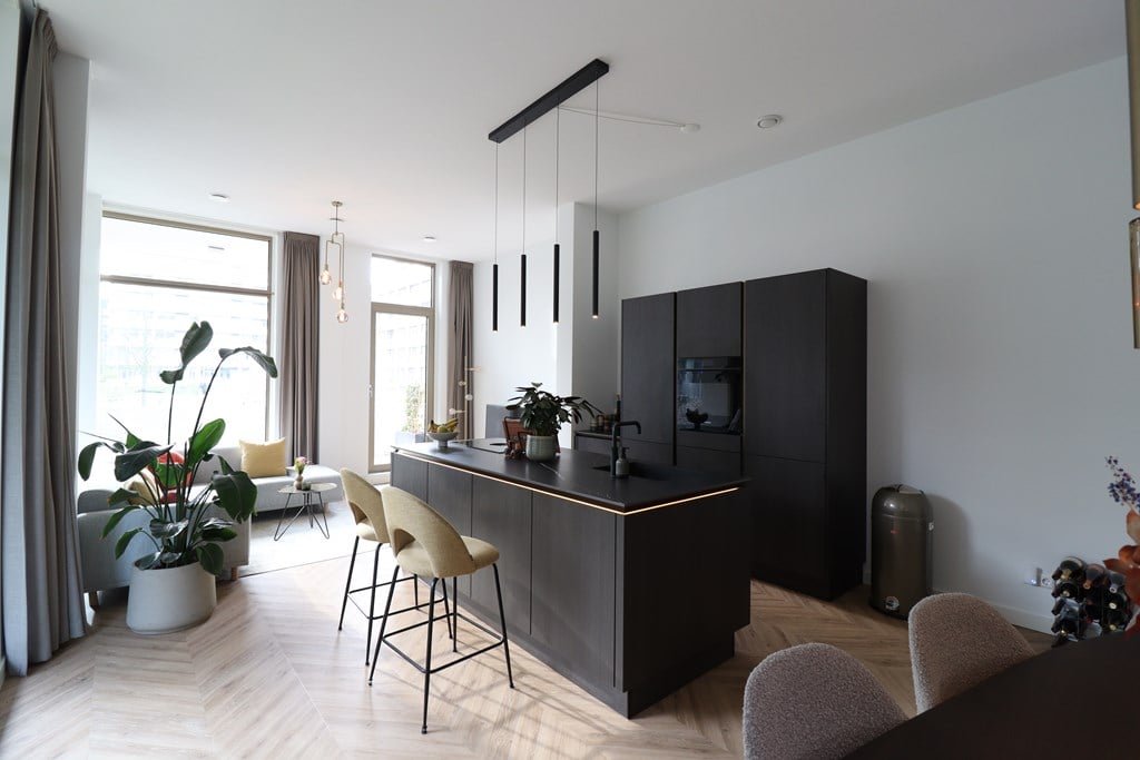 Woning aan de Spadinalaan te Amsterdam