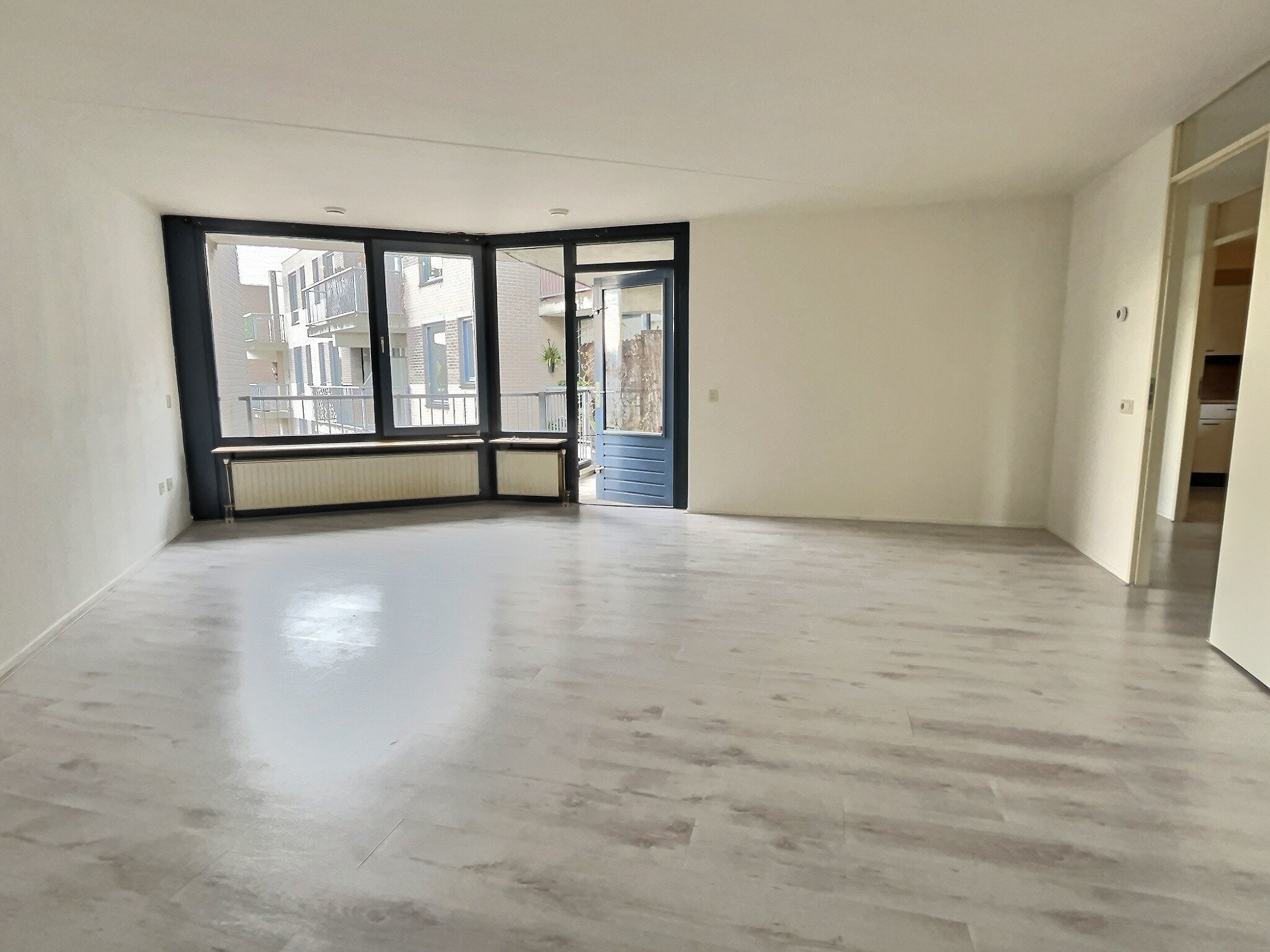 Woning aan de Van Ollefenstraat te Amsterdam