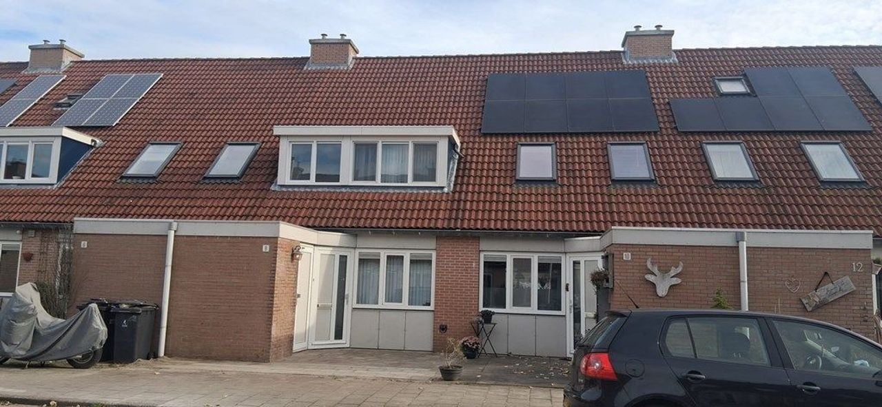 Woning aan de Wethouder Wierdelsstraat te Amsterdam