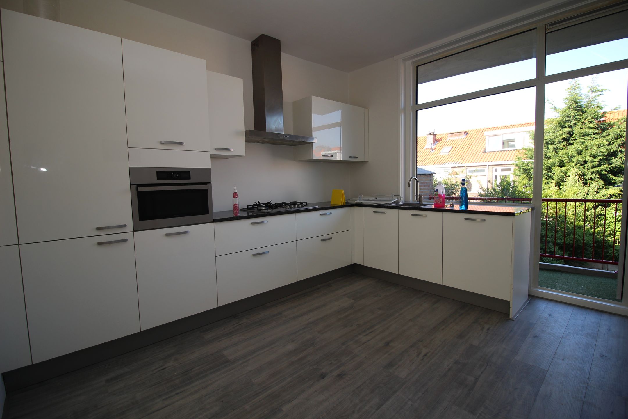 Woning aan de Woudenbergstraat te Den Haag